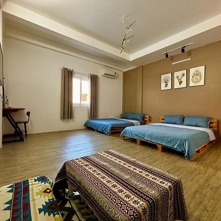 Stay Hostel - 300M From The Ferry Rạch Gia Exteriör bild