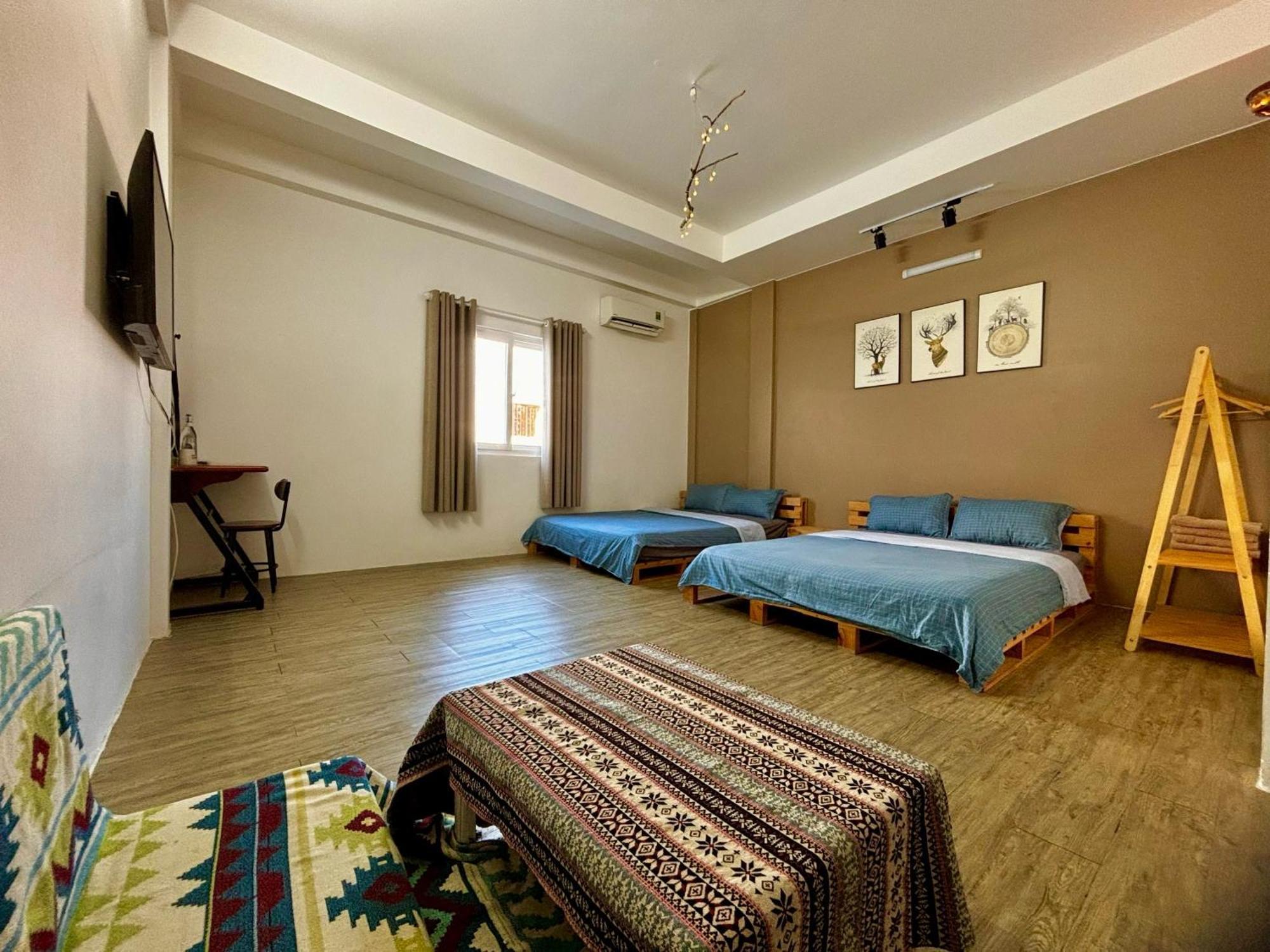 Stay Hostel - 300M From The Ferry Rạch Gia Exteriör bild